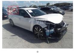 نيسان ألتيما